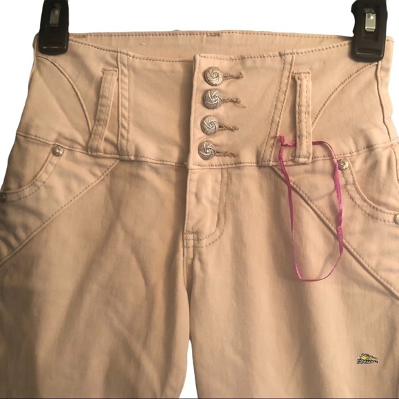 Beautiful Women’s ugh the pink skinny pants fly Button in the front Size 1 - Picture 5 of 12